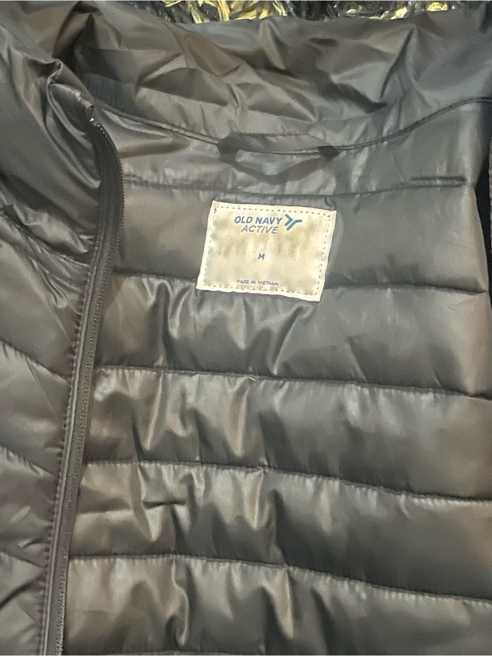 Old Navy women Black Quilted Packable Puffer Jacket